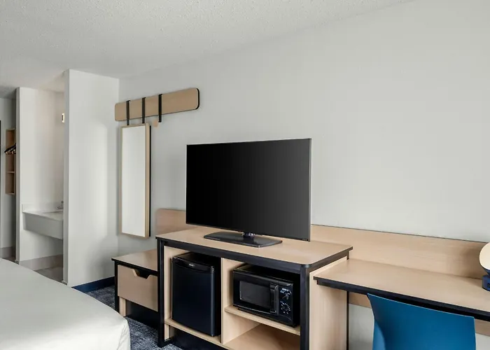Express By Marriott Freeport